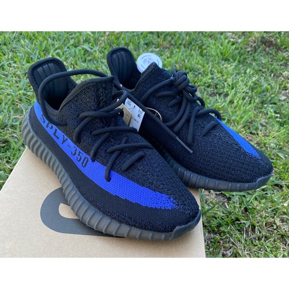 Adidas Yeezy Boost 350 V2 - Picture 8 of 10